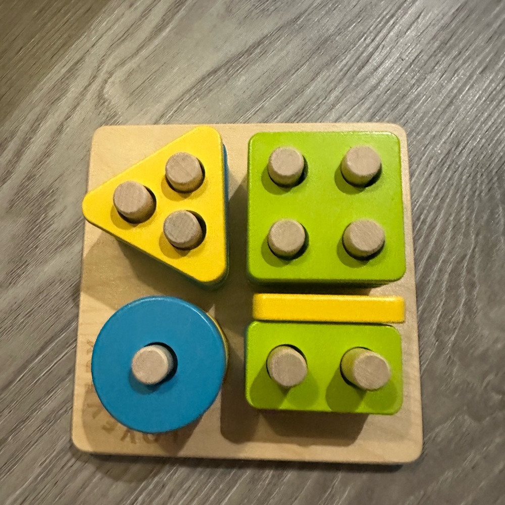 LOVEVERY Vibrant Wooden Shape Sorting Puzzle for Kids